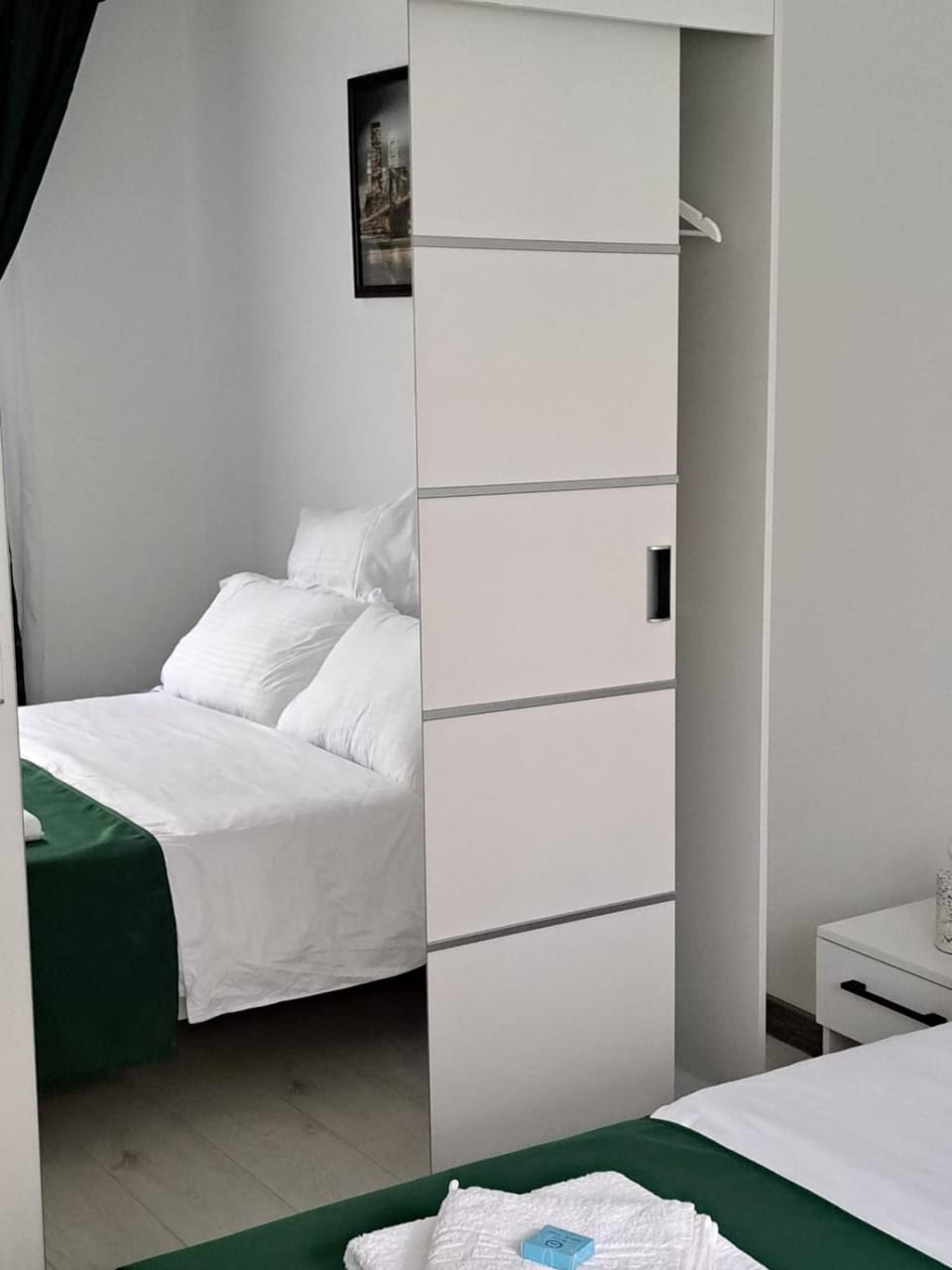 Bed, Bedroom, wardrobe