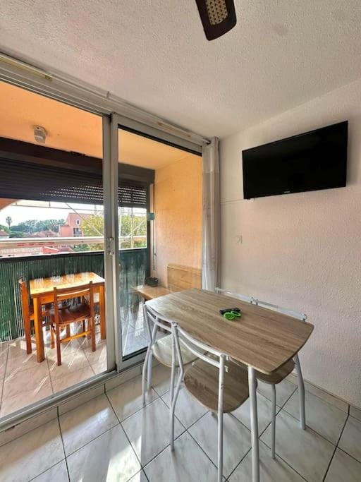 Studio 121 Canet Plage Apartment in Canet-en-Roussillon