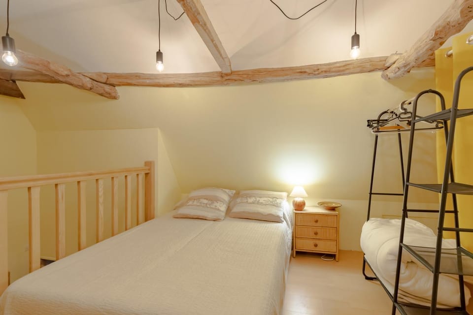Property building, Living room, Bedroom