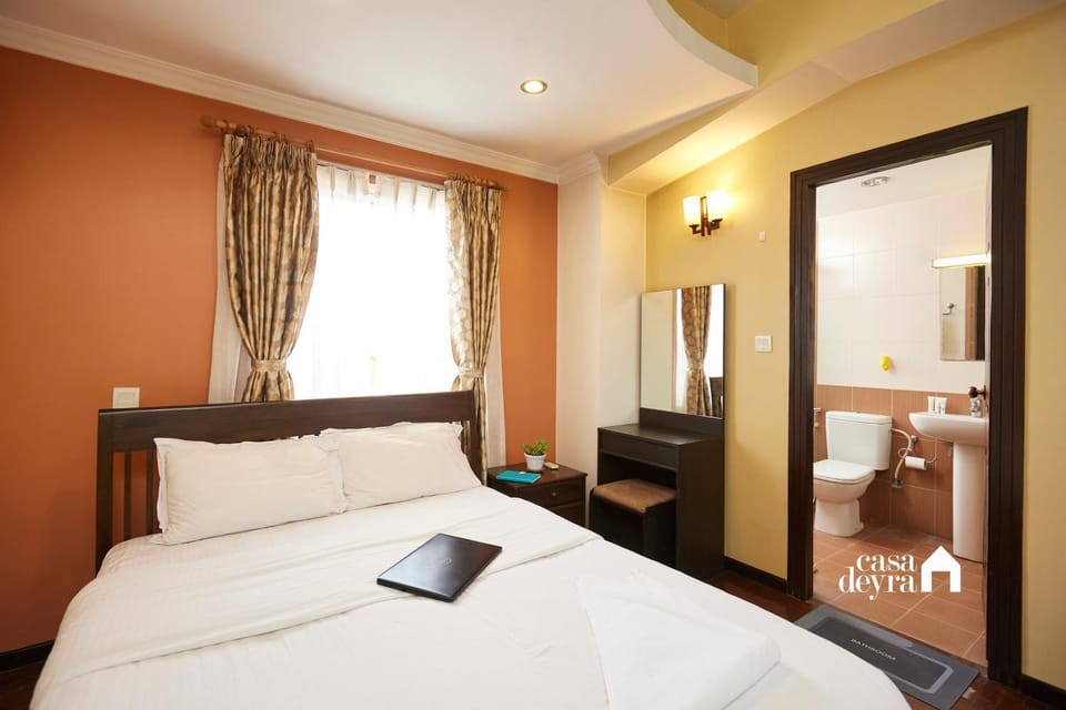 Photo of the whole room, Bedroom