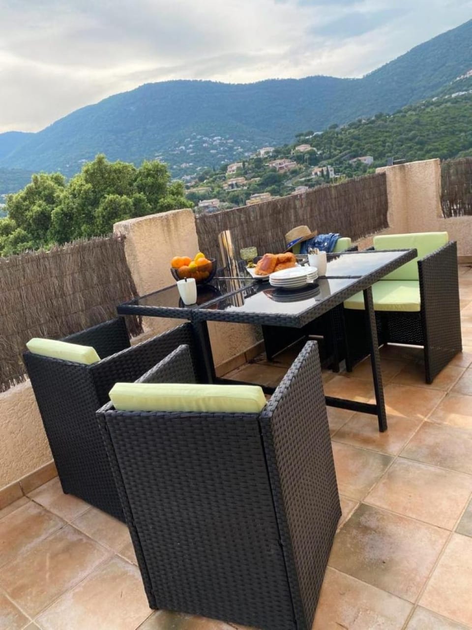 Patio, Balcony/Terrace