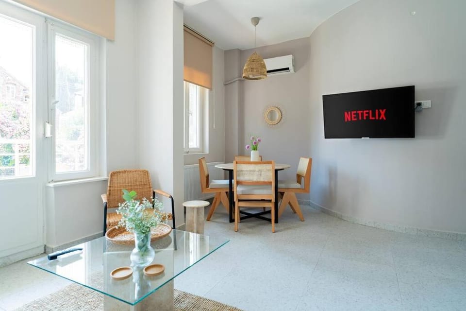 Designed and Modern 2BR Flat In Center Of Buyukada Apartment in Istanbul
