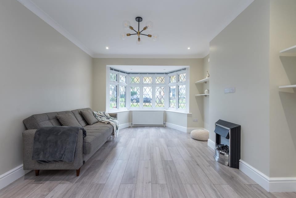 A wonderful and spacious house in a charming road House in London