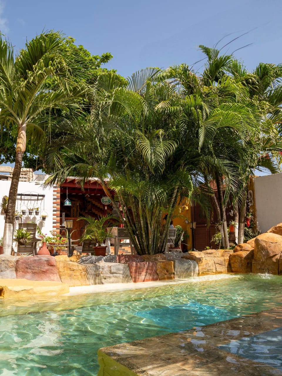 Property building, Swimming pool