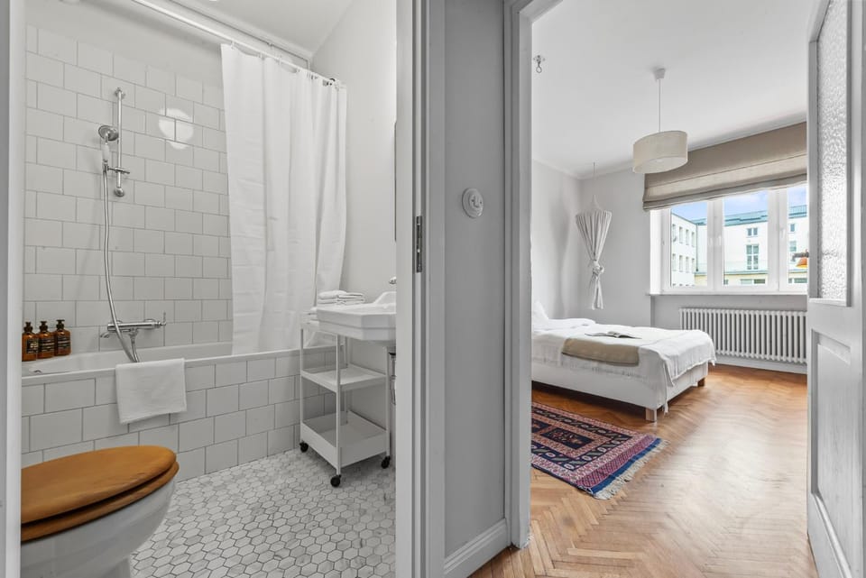 Bathroom, Bedroom
