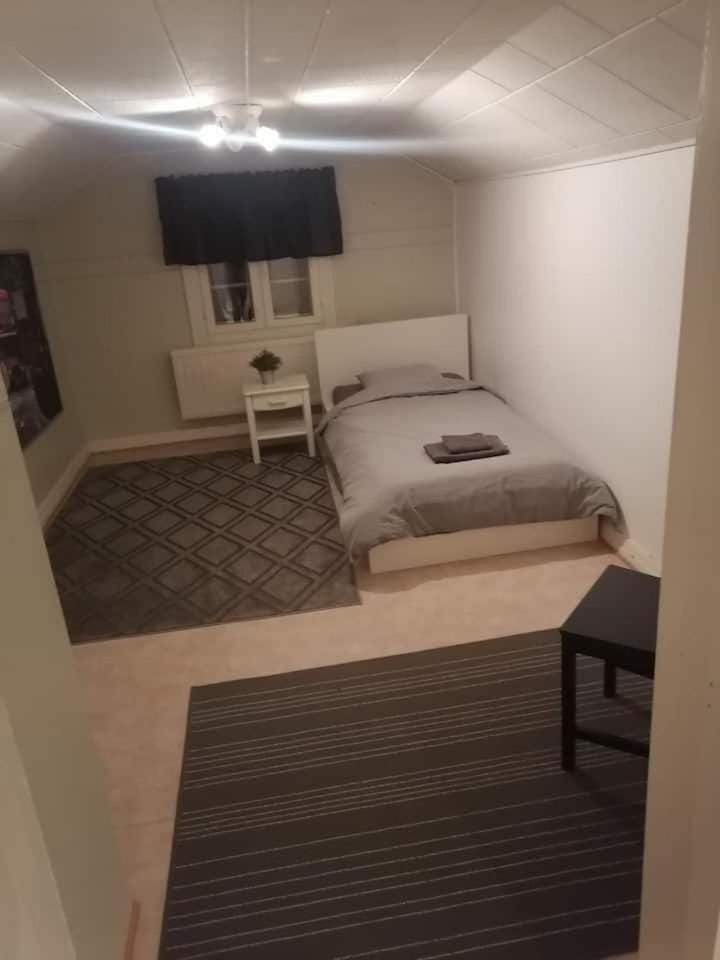 Bed, Photo of the whole room