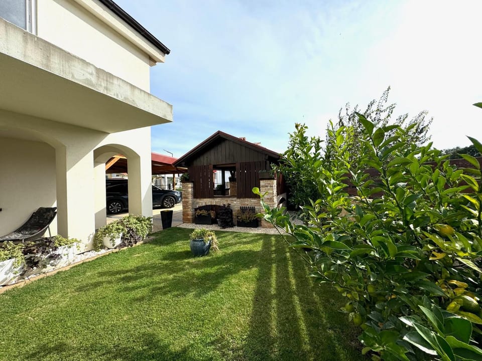 NellaToni Apartments Apartment in Premantura