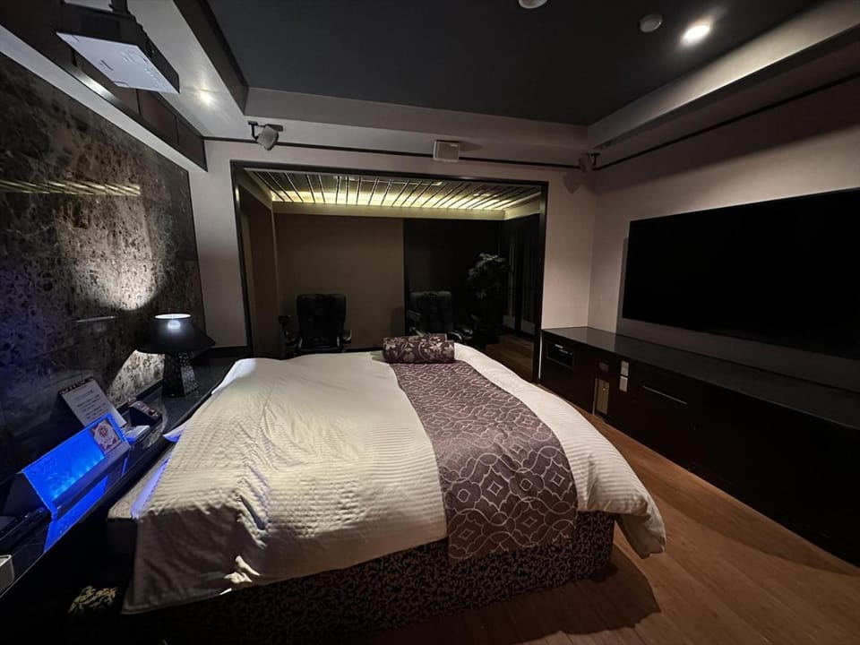 ホテル雅ロワイヤル Love hotel in Fukuoka