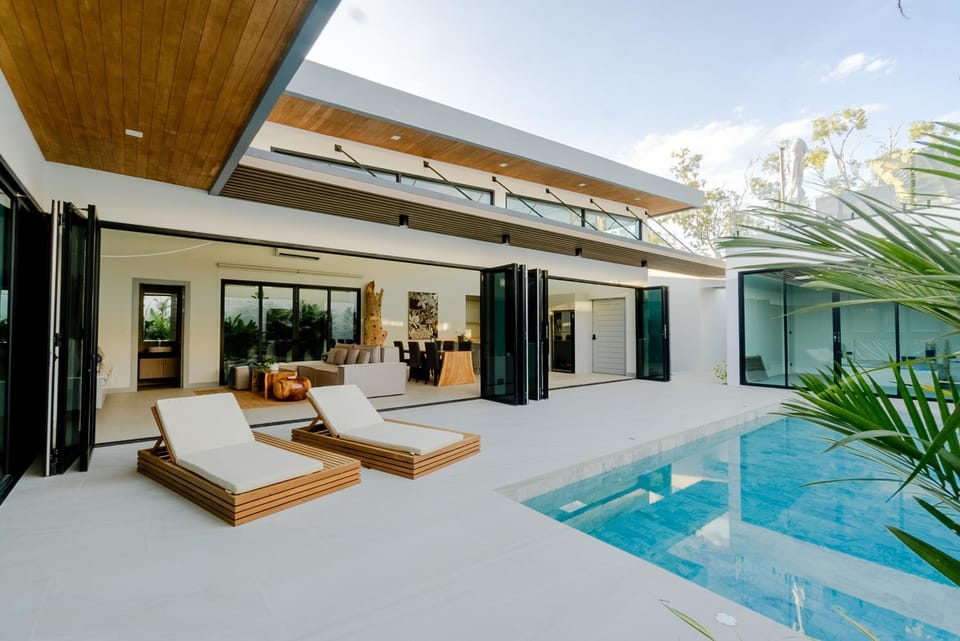 Patio, Balcony/Terrace, Spa and wellness centre/facilities, Pool view, Swimming pool, sunbed