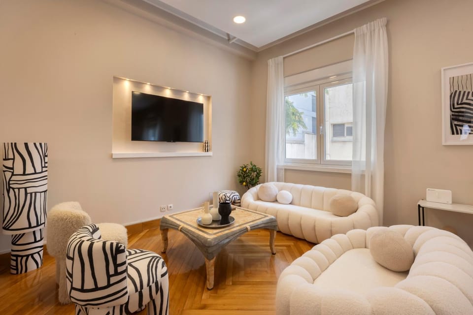 TV and multimedia, Living room, Seating area