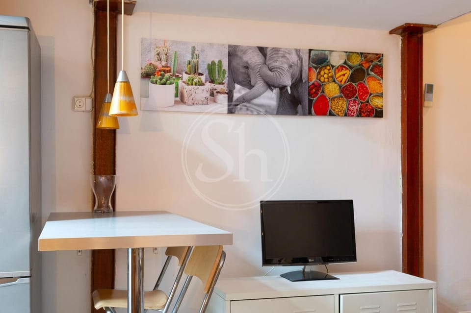 TV and multimedia, Dining area