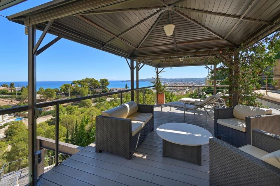 Patio, Balcony/Terrace, Seating area, Sea view