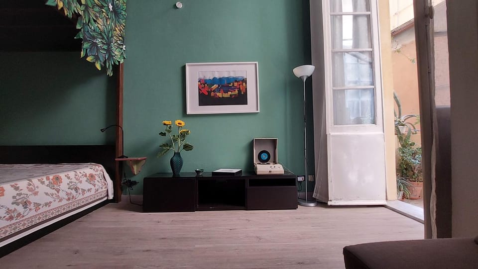 Seating area