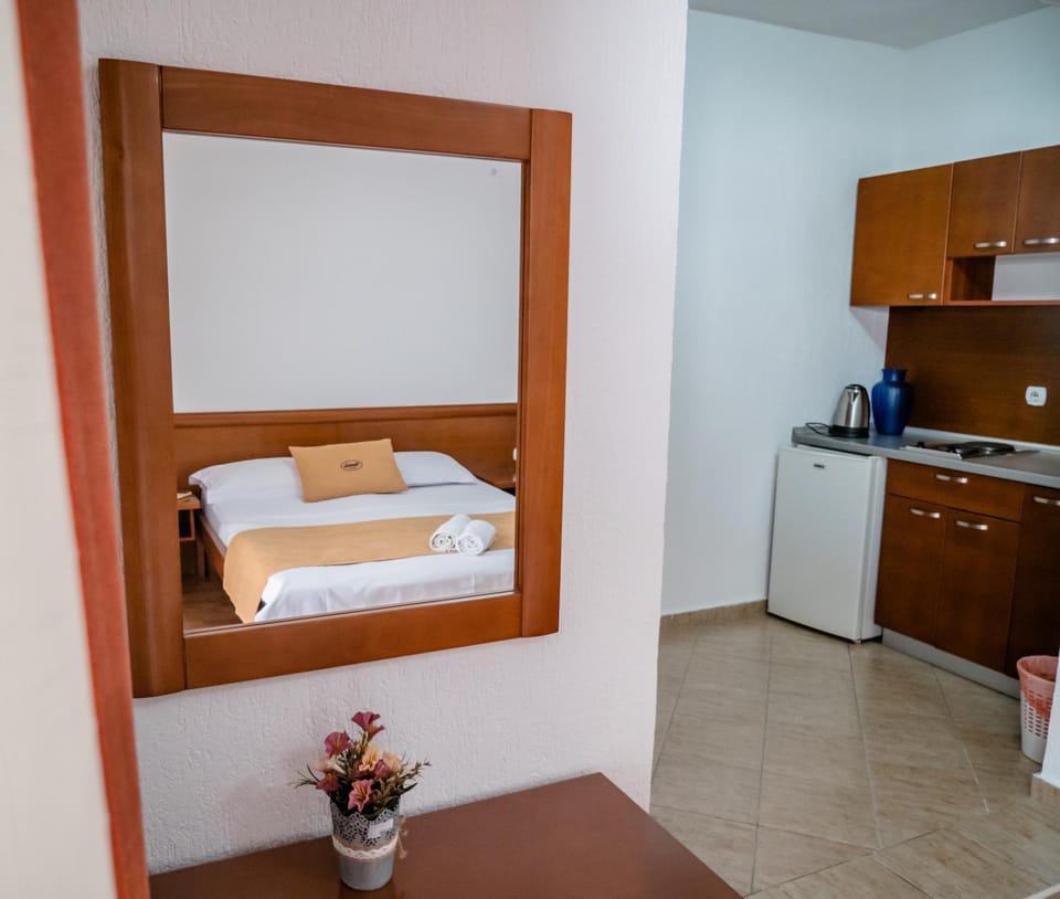 Kitchen or kitchenette, Photo of the whole room