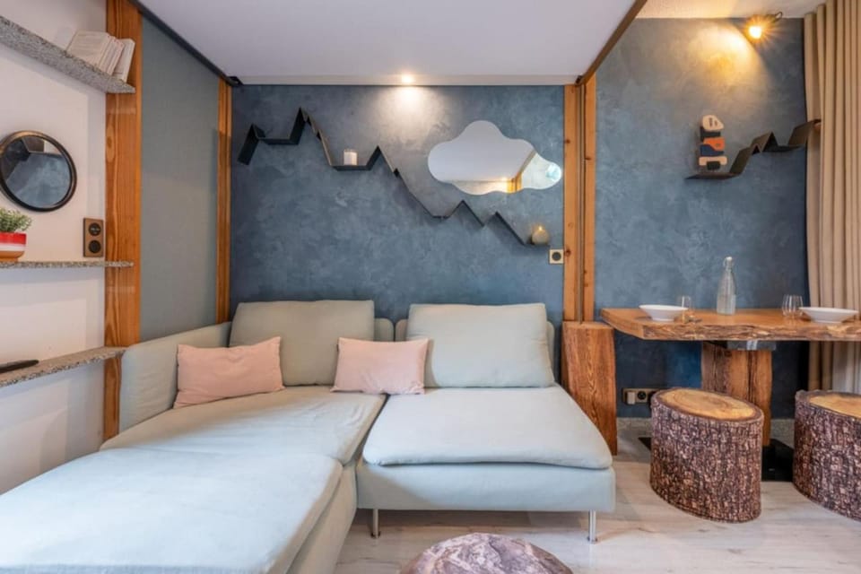 Lognan- New studio in the city center - By Cozee Rentals Apartment in Chamonix