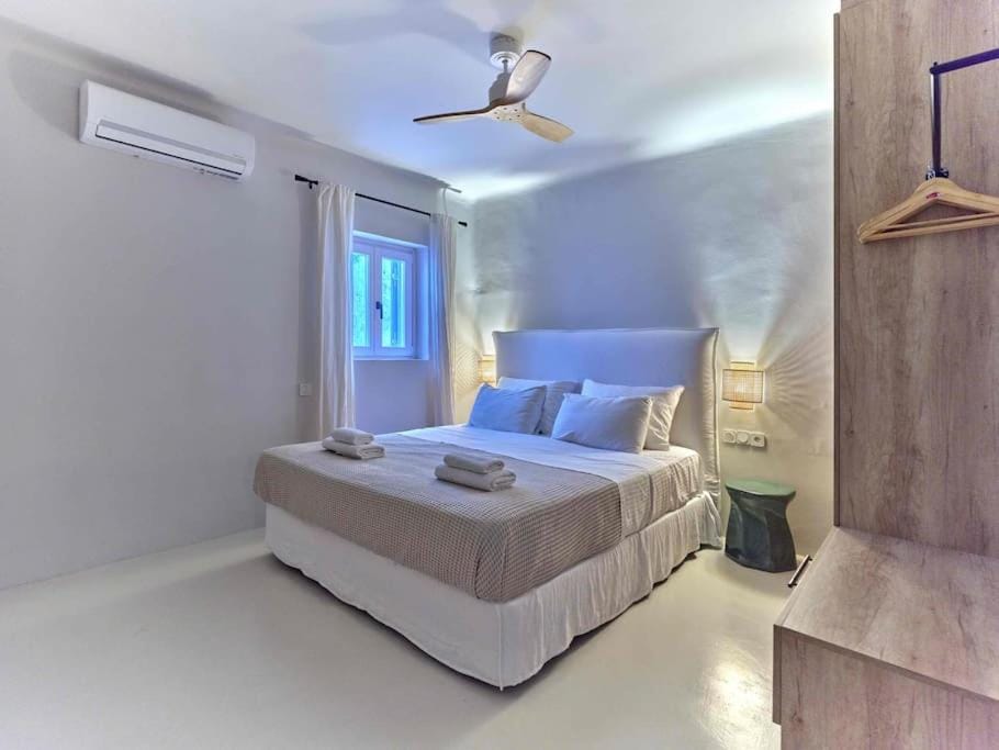 Villa Maera 3 Villa in Decentralized Administration of the Aegean