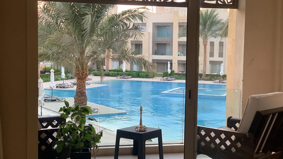 Balcony/Terrace, Swimming pool