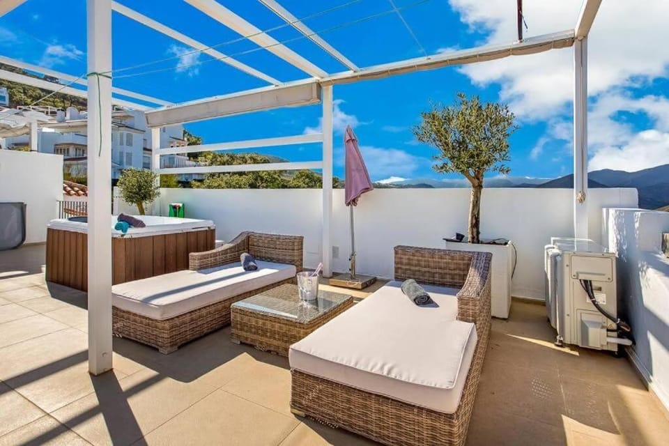Natural landscape, Balcony/Terrace, Mountain view, sunbed