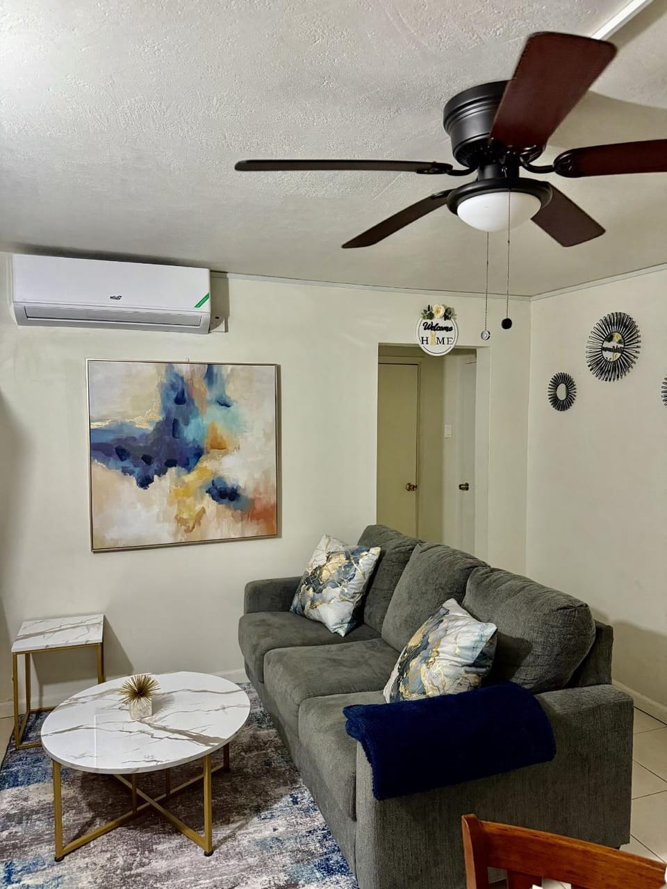 Living room, air conditioner