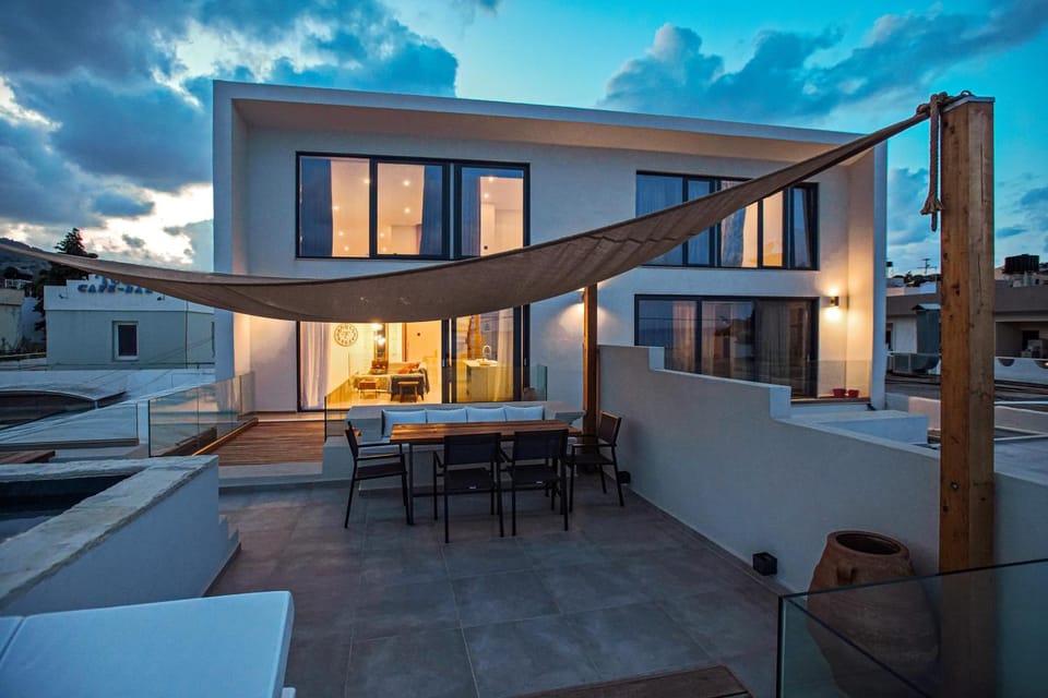 Balcony/Terrace, Dining area