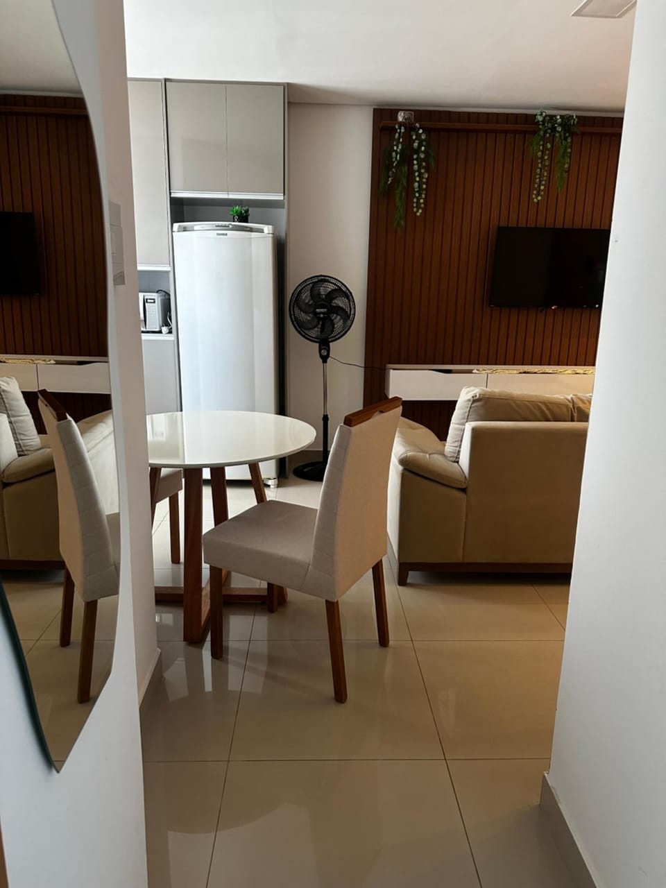 Flat central com elevador e garagem Apartment in Montes Claros