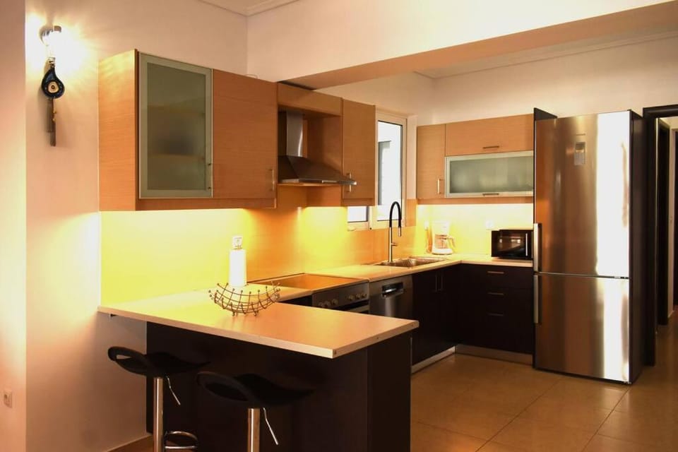 Kitchen or kitchenette, Breakfast
