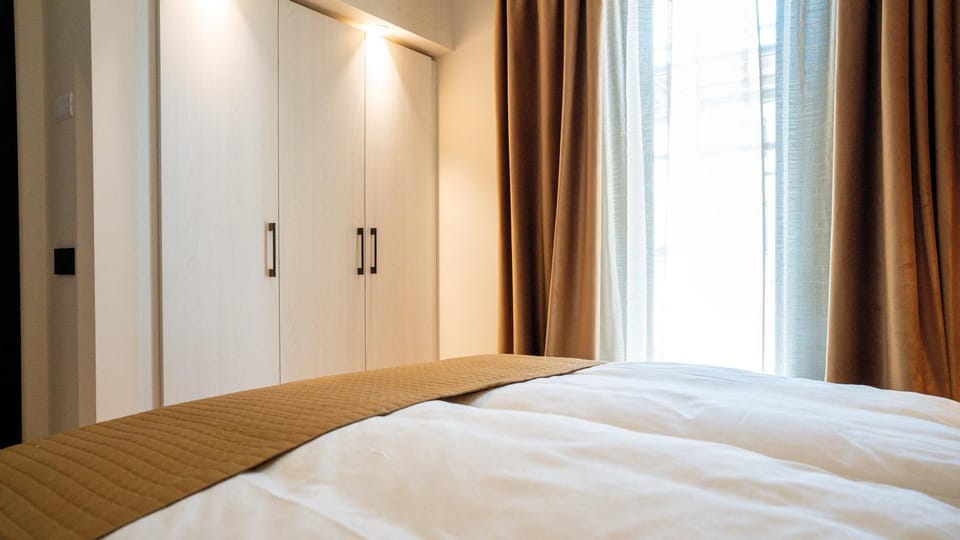 Bed, Bedroom, wardrobe