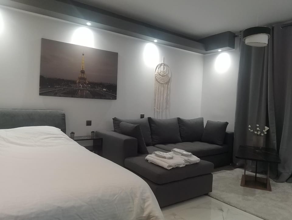 Living room, Bedroom