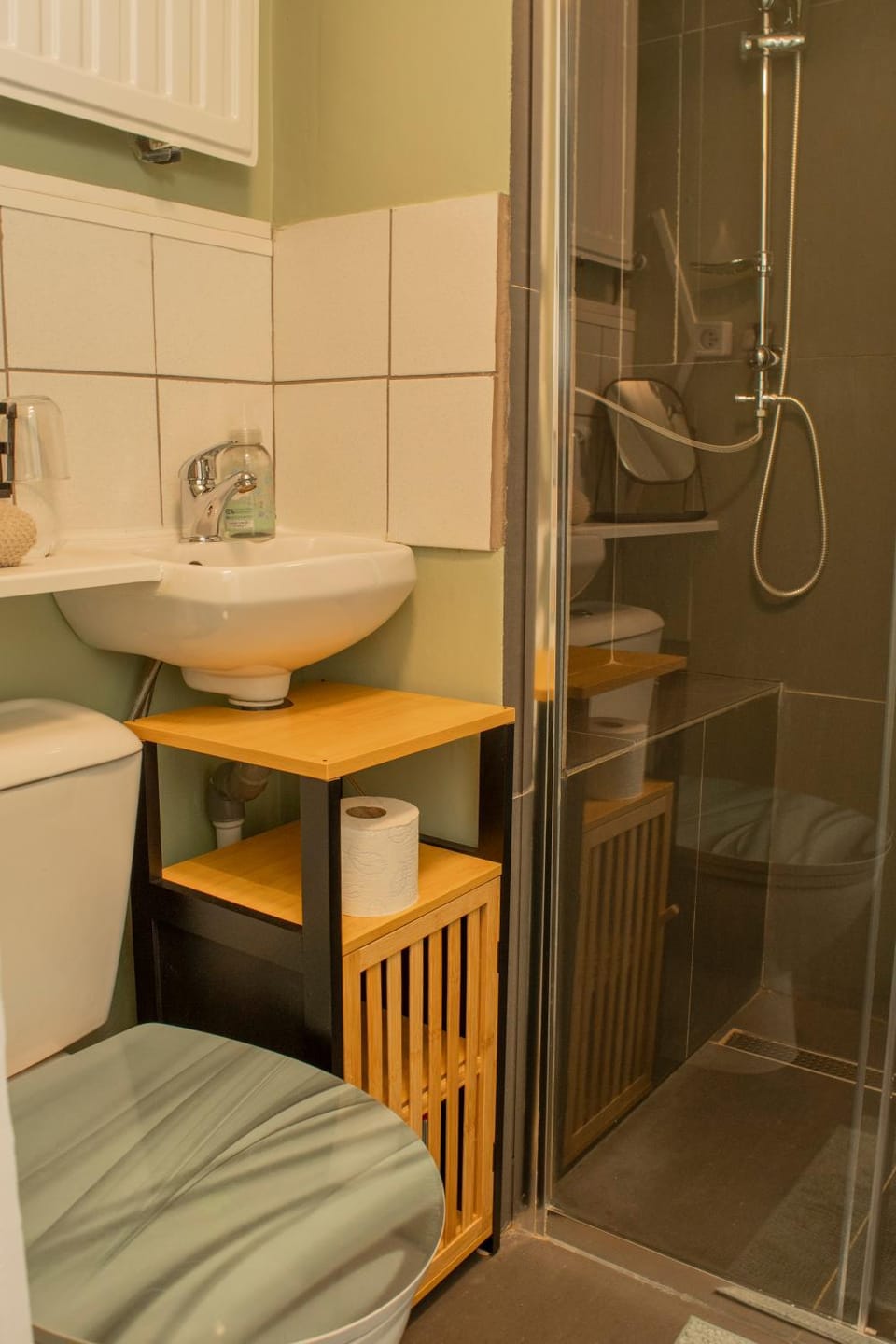 Shower, Toilet, Bathroom
