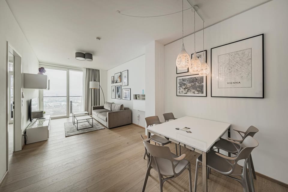 Living room, Photo of the whole room, Seating area, Dining area