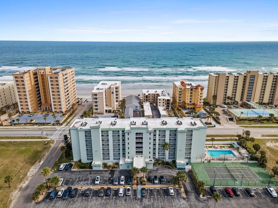 Ocean Terrace Club 601 House in Daytona Beach Shores