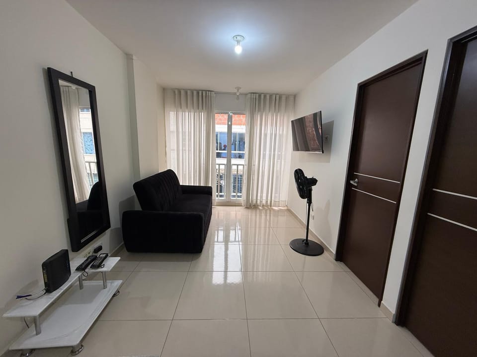 Communal lounge/ TV room, TV and multimedia, Living room