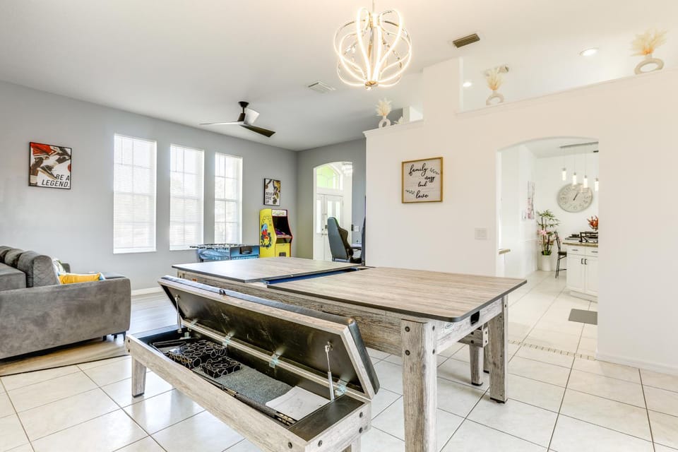 Heated Pool and Grill Modern Port St Lucie Home House in Port Saint Lucie