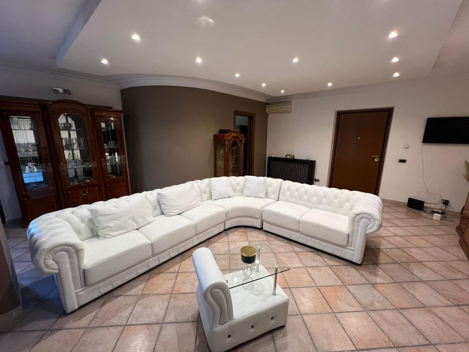 Marco Simone Home Apartment in Rome
