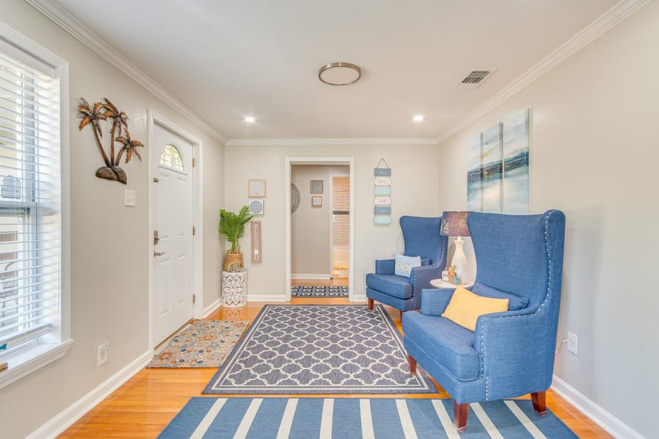 1 Mi to Dtwn: Home w/ Furnished Patio in Pensacola House in Pensacola