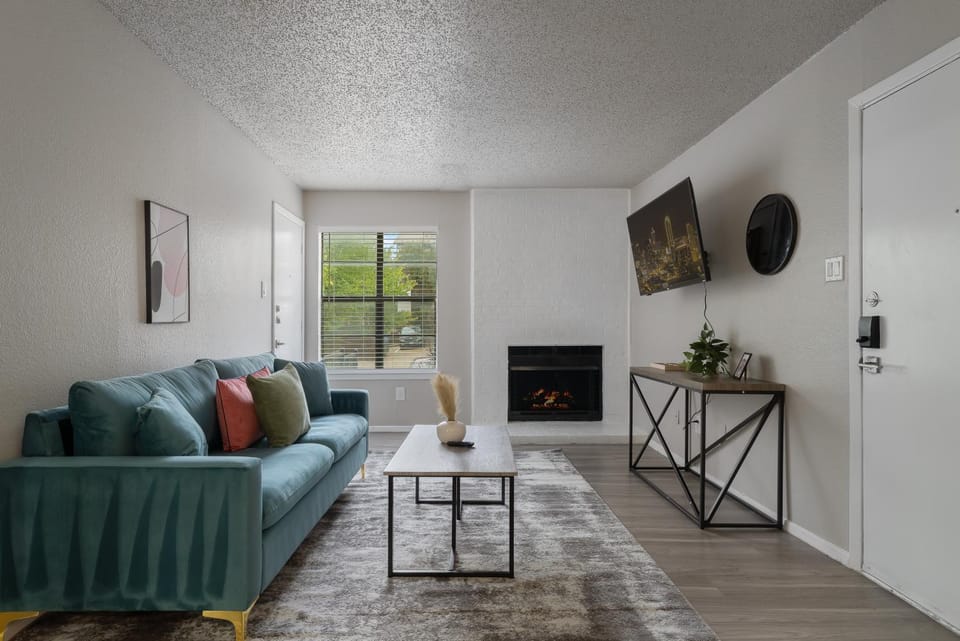 The Landry 163 Spacious and Cozy 1 Bedroom 1bth Apartment in Arlington