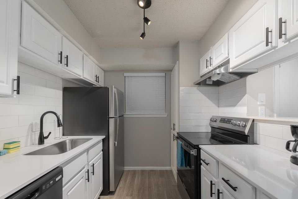 The Landry 214 Spacious and Cozy 1 Bedroom 1bth Apartment in Arlington
