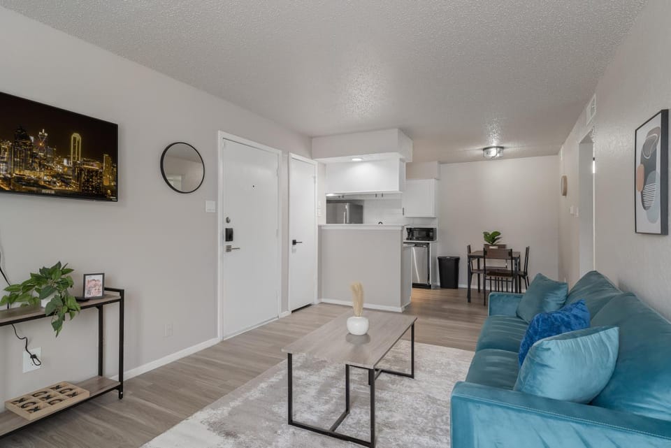 The Landry 257 Spacious and Cozy 1 Bedroom 1bth Apartment in Arlington