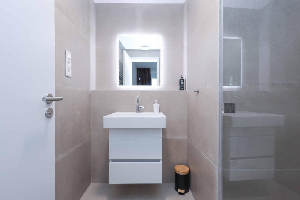 Skypark Tower 4, free parking and beautiful views Apartment in Bratislava