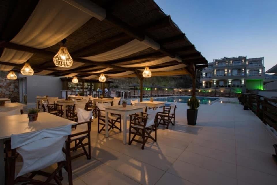 Three Stars Hotel Apartment in Karpathos