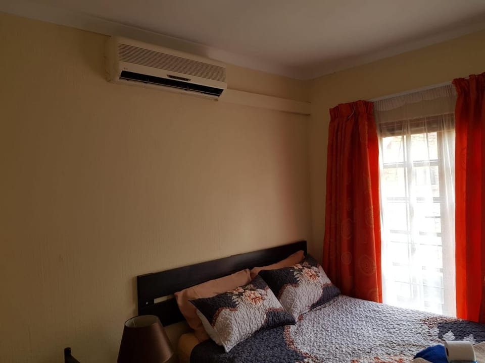Bed, Bedroom, air conditioner