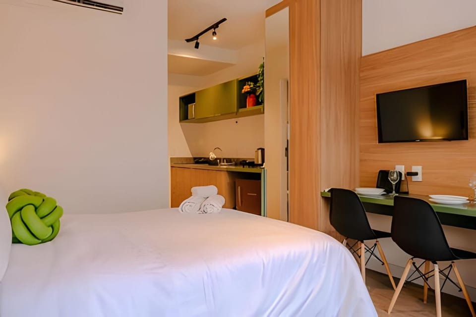 Bed, View (from property/room), Photo of the whole room, Bedroom