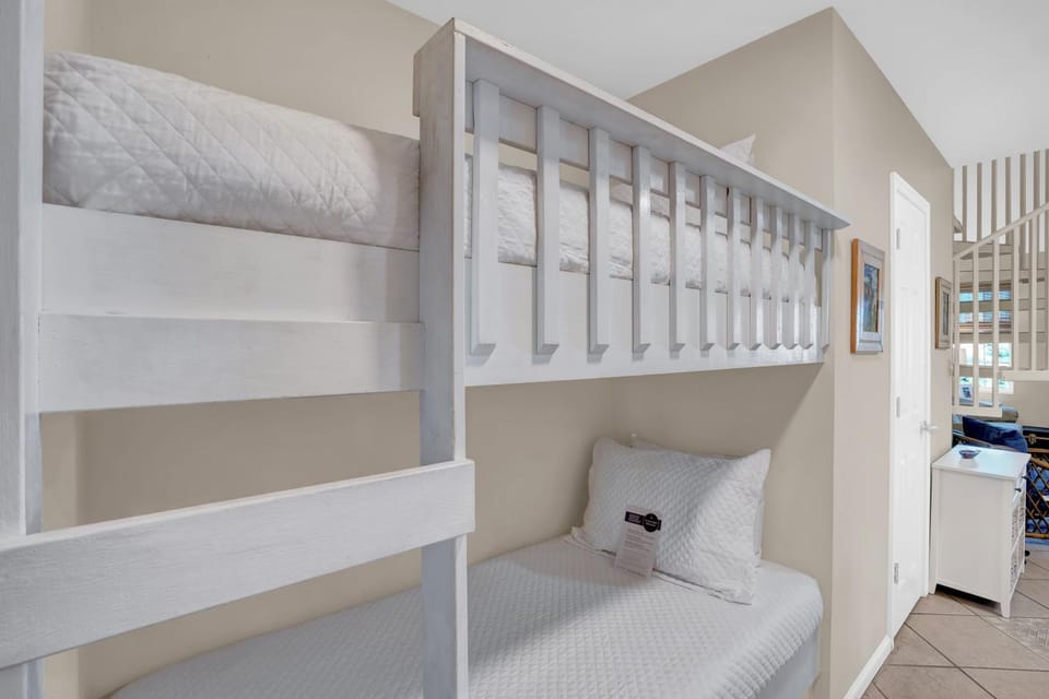 Grand Caribbean 422 by Vacation Homes Collection Apartment in Orange Beach