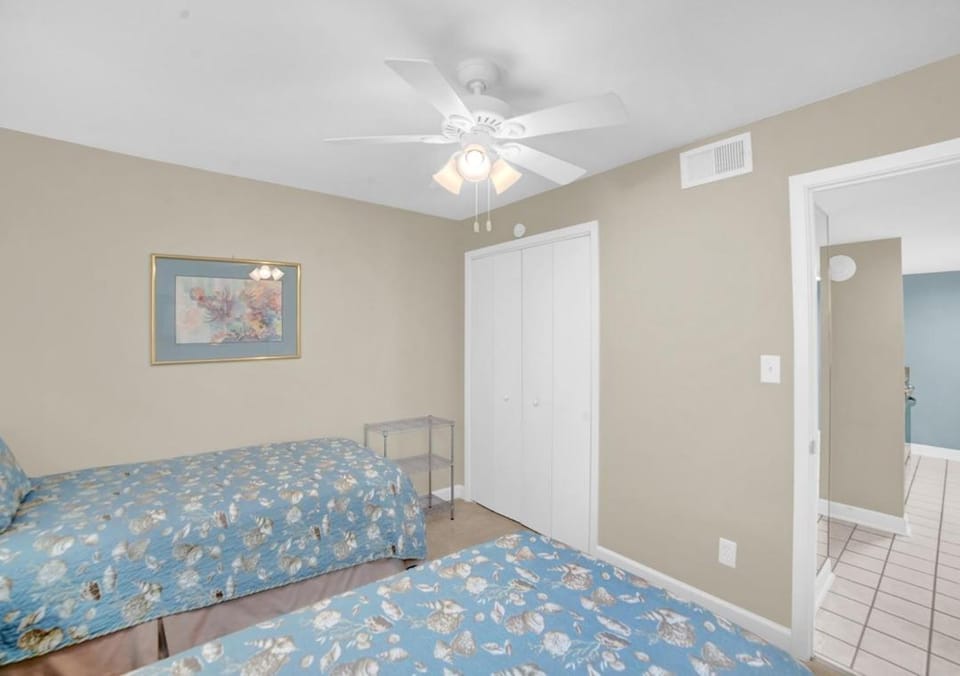 Gulf House 401 by Vacation homes Collection Apartment in Gulf Shores