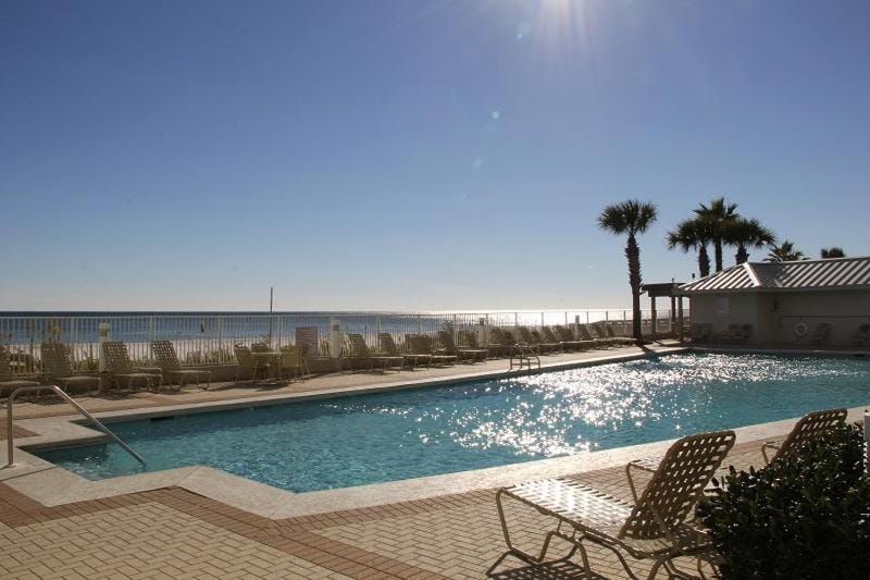 Pelican Pointe 1406 by Vacation Homes Collection Apartment in Orange Beach