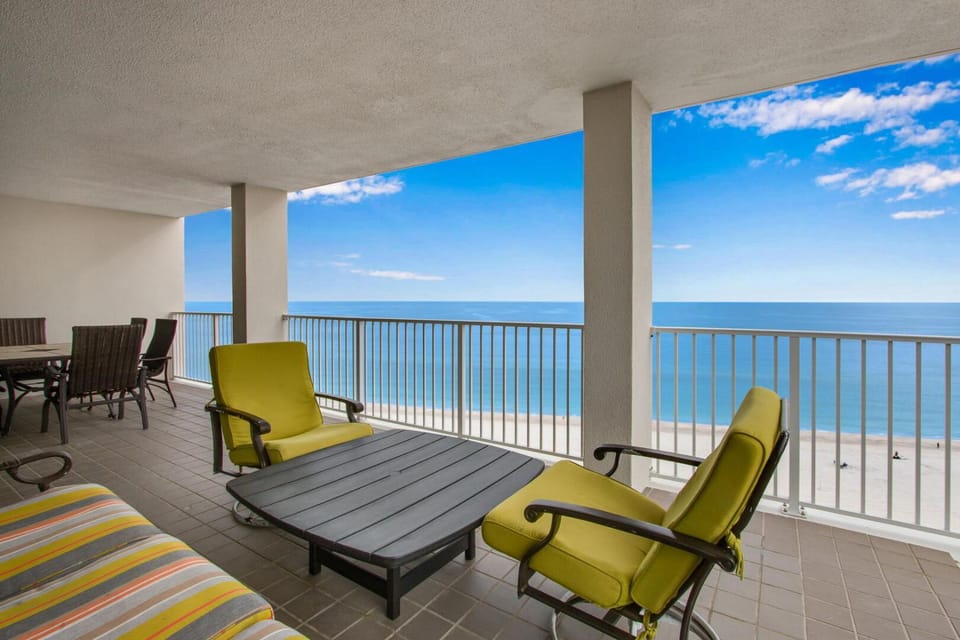 Pelican Pointe 1406 by Vacation Homes Collection Apartment in Orange Beach
