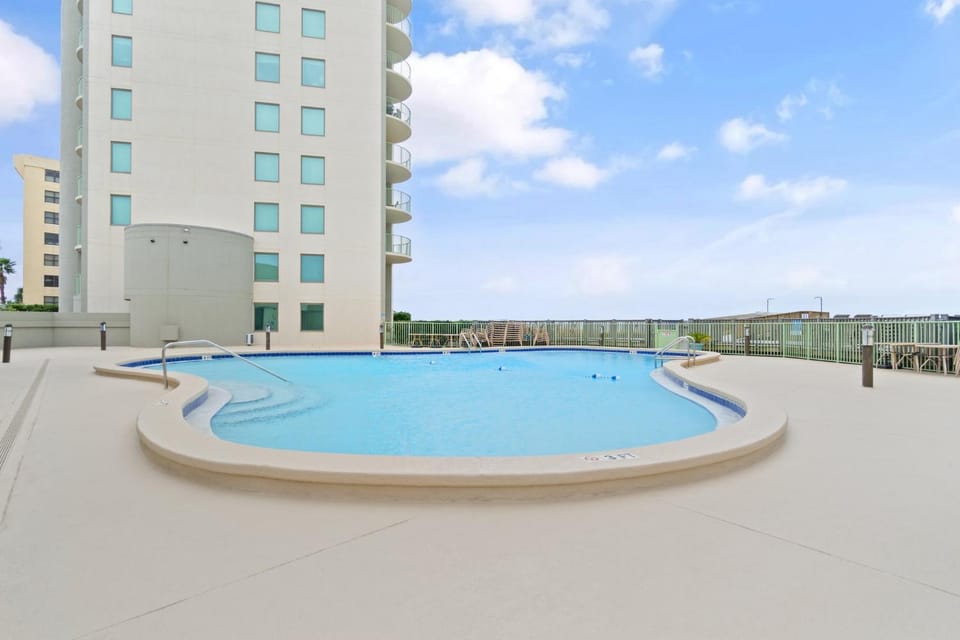 Perdido Towers 101 by Vacation Homes Collection Apartment in Ono Island