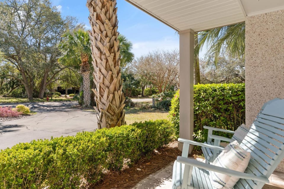The Oak on the River - 2311 Ocean Rd House in Saint Simons Island