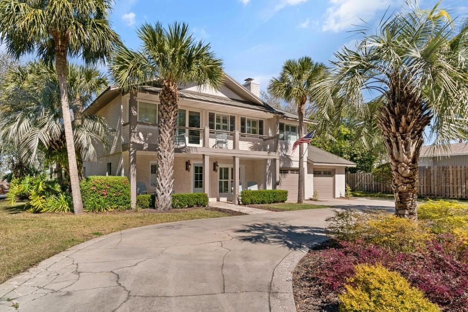The Oak on the River - 2311 Ocean Rd House in Saint Simons Island