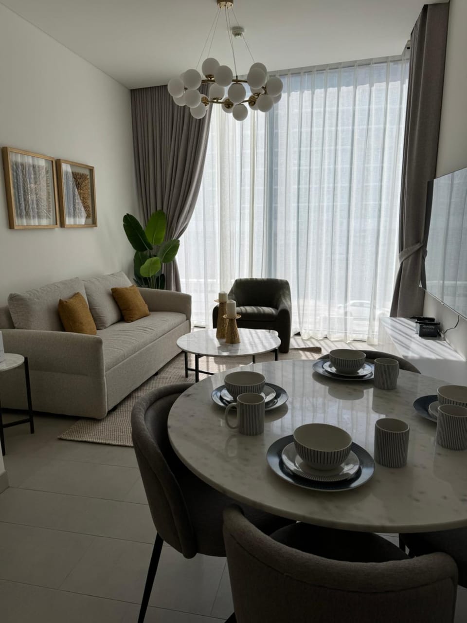 Luxury apartment in Sobha Hartland Waves near Dubai mall and Burj Khalifa House in Dubai